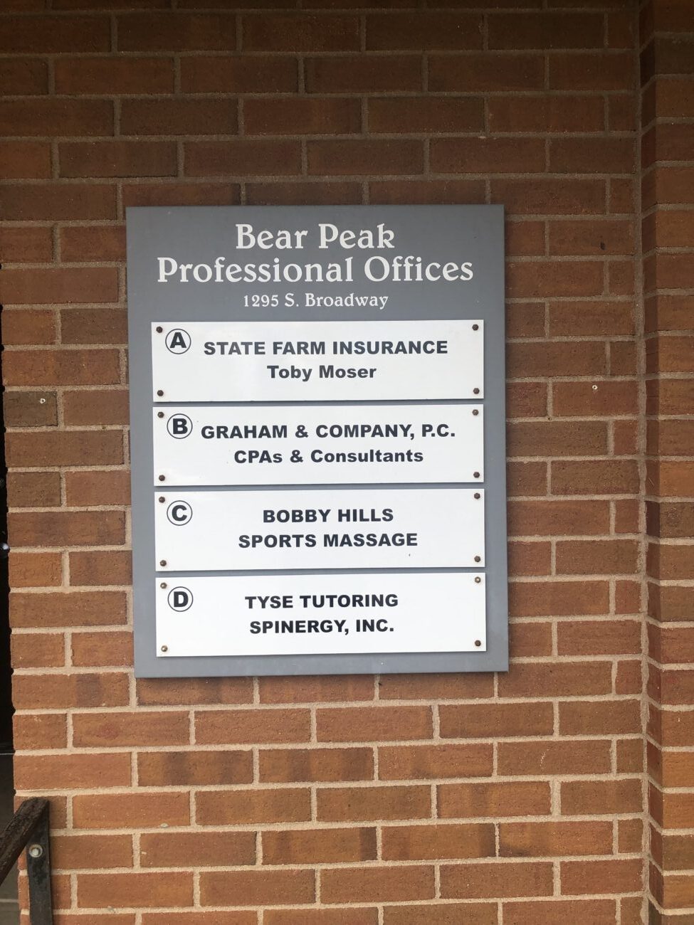 Directional sign installation by 303 Sign Company, Longmont CO